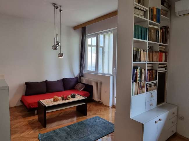 Apartament 120m2 në lokacion të shkëlqyer në Qendër - 2
