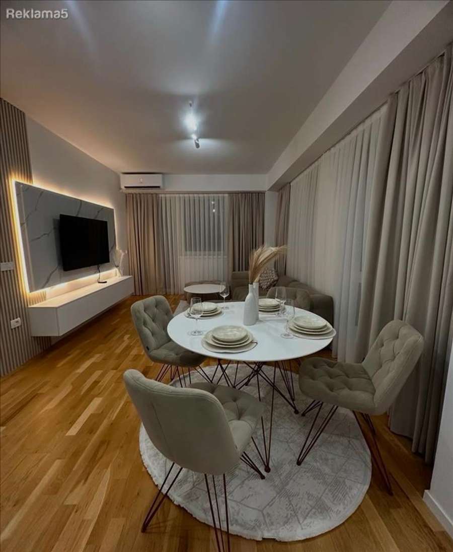 Apartment in Center - 1