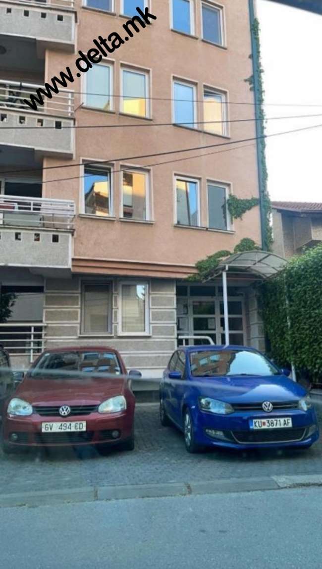 Apartament me dy dhoma gjumi në Qendër - 3