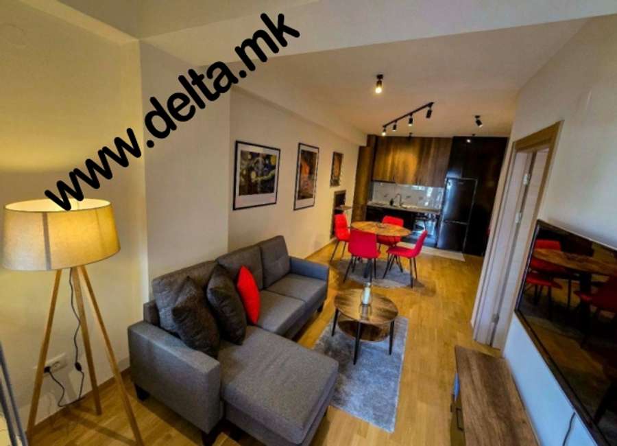Apartament me dy dhoma gjumi për qira në Qendër - 1