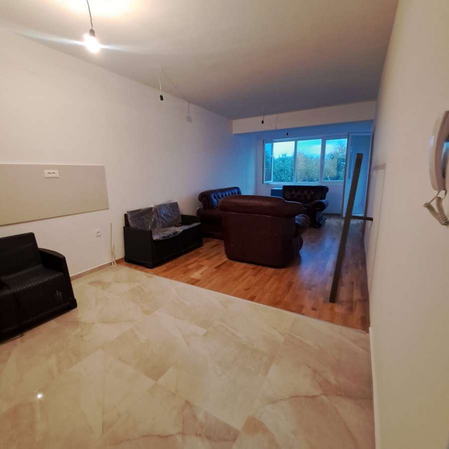 Hipodrom 54m2 apartament i ri mobiluar - 1