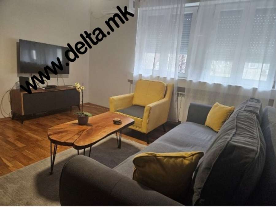 Apartament me dy dhoma gjumi në Qendër - 1