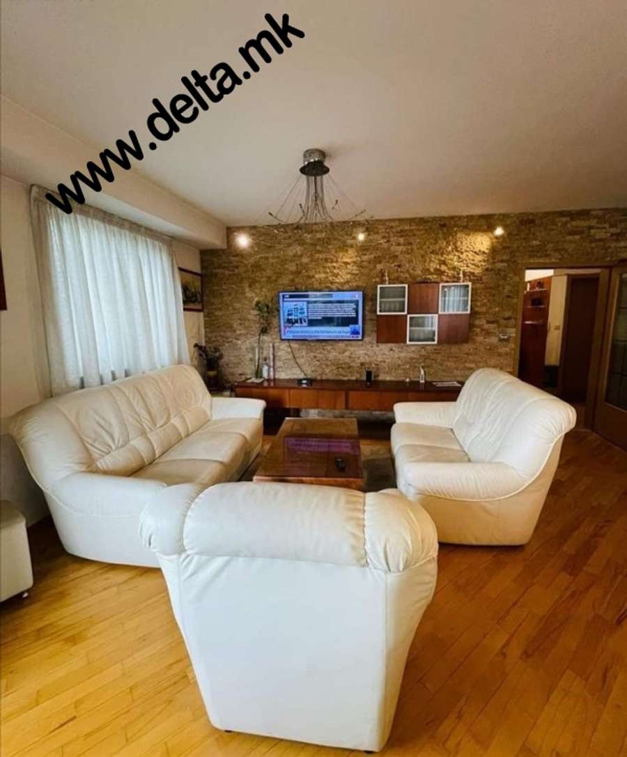 apartament me tre dhoma gjumi në bulevardin Partizanski Odredi - 1