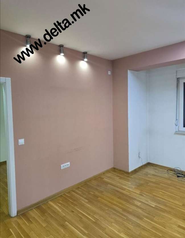 For rent empty three-bedroom apartment in the Center - 3