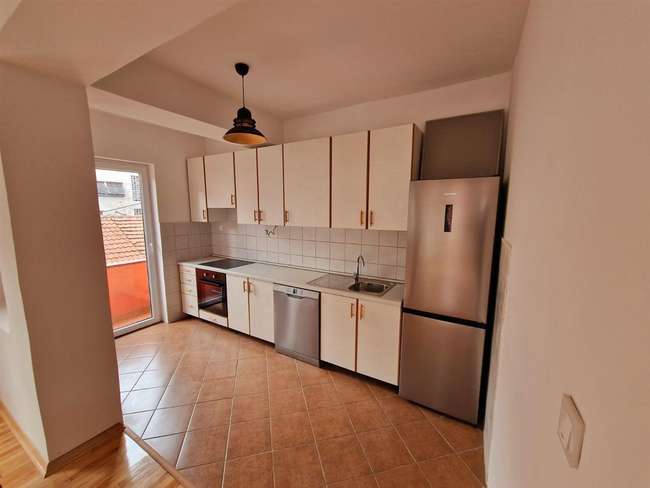 Apartament në qendër - 2