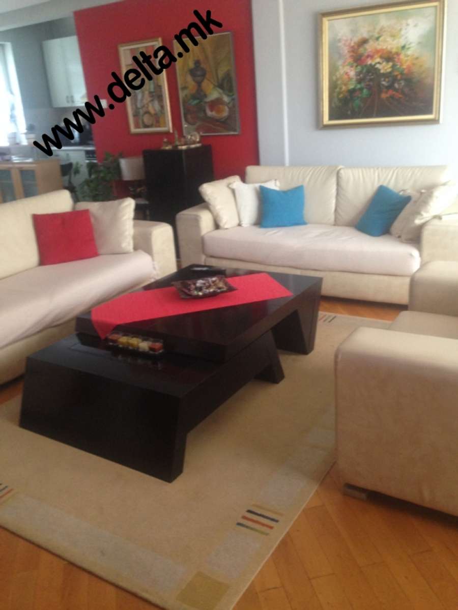 Four-room apartment in Aerodrom - 1