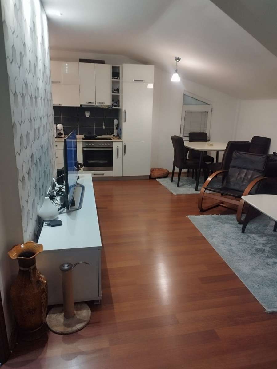 Furnished Apartment in Chair - 1