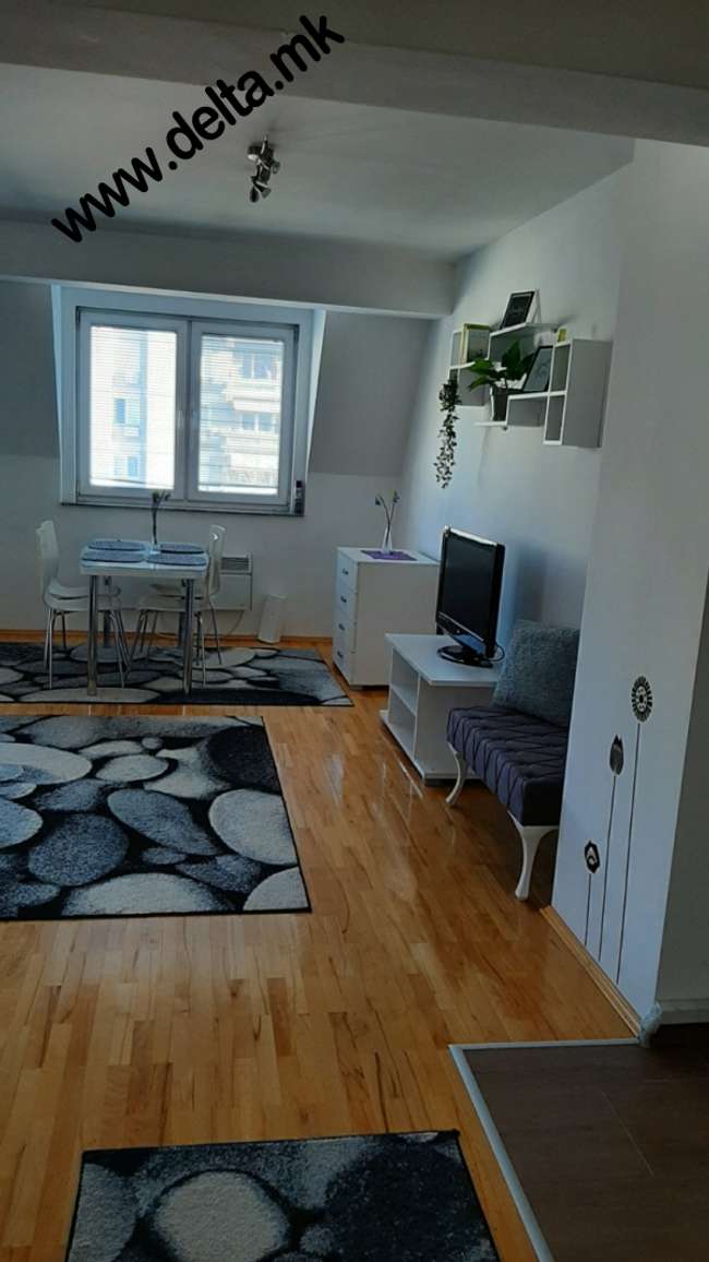 Apartament me tre dhoma gjumi për qira (kat i shtëpisë) - 2