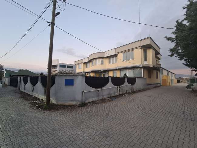 Magazin për qira në Vizbegovo - 3