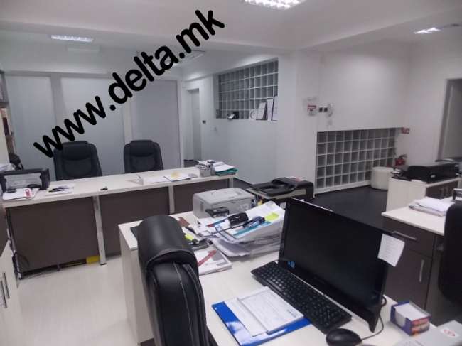 Hapësirë zyre e mobiluar në Kisela Voda - 3