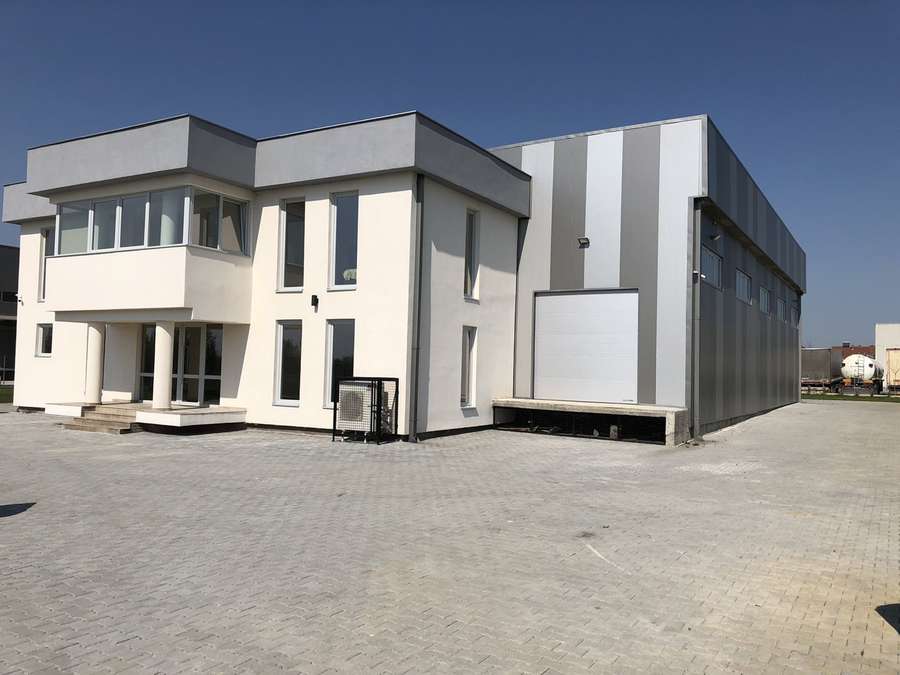 Hapësirë Tregtare me Magazinë në Ilinden - 1