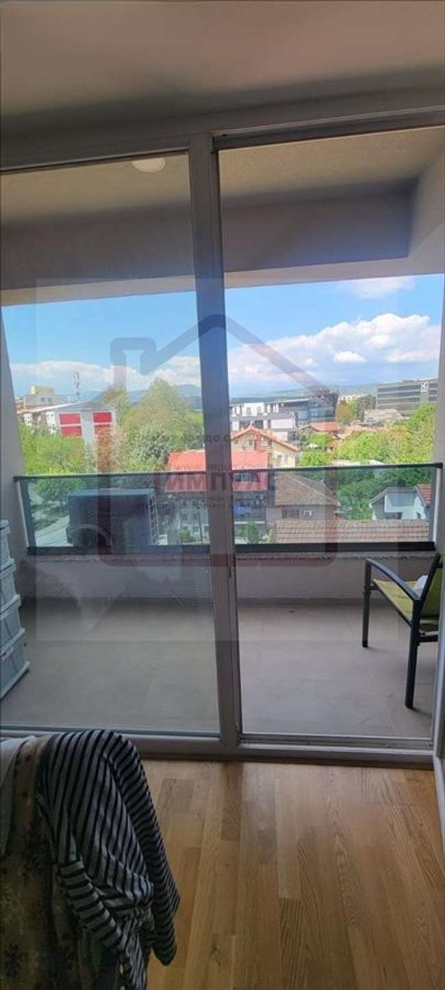 For sale two-room apartment with a rooftop terrace in Chrom - 2