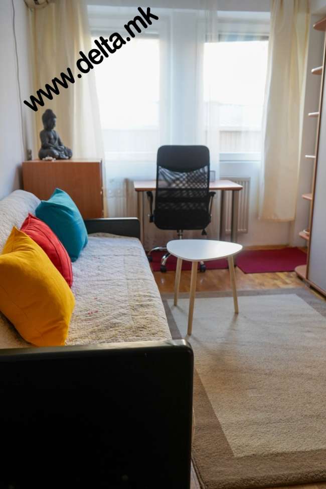 Apartament me dy dhoma për qira në Qendër - 2