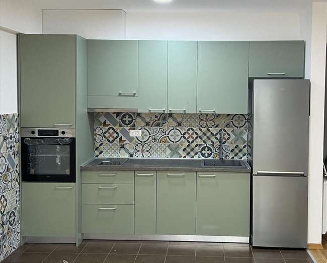 Apartament bosh për qira në Qendër - 2