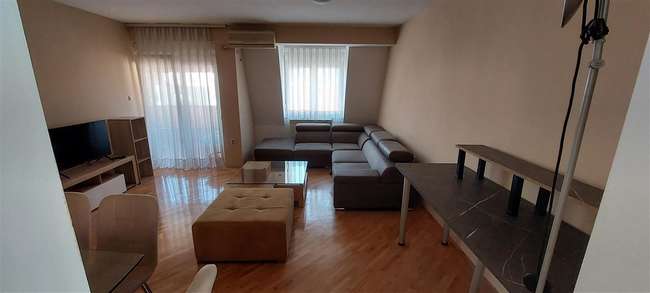 Apartament në Debar Maalo - 2