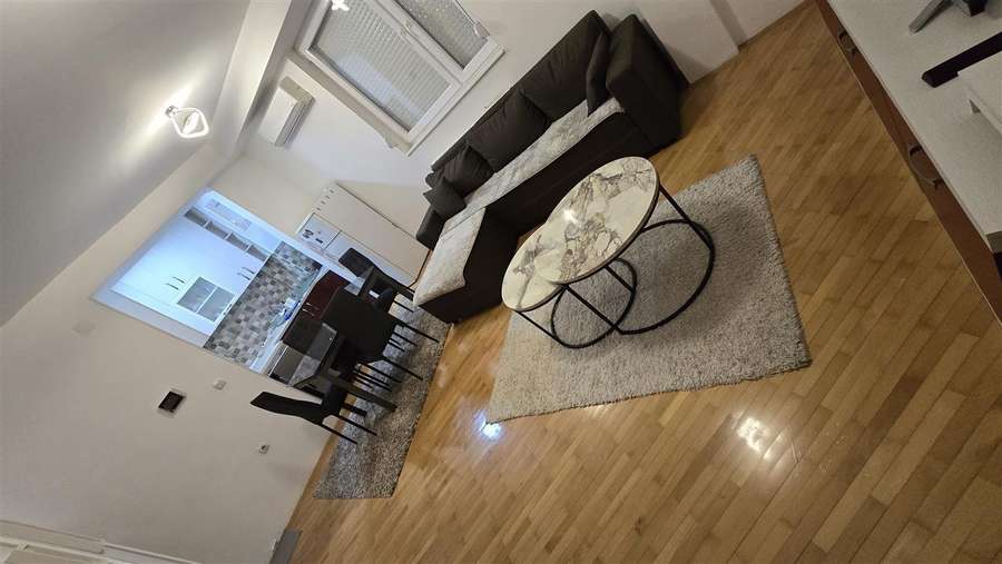 Apartment in Center - 1