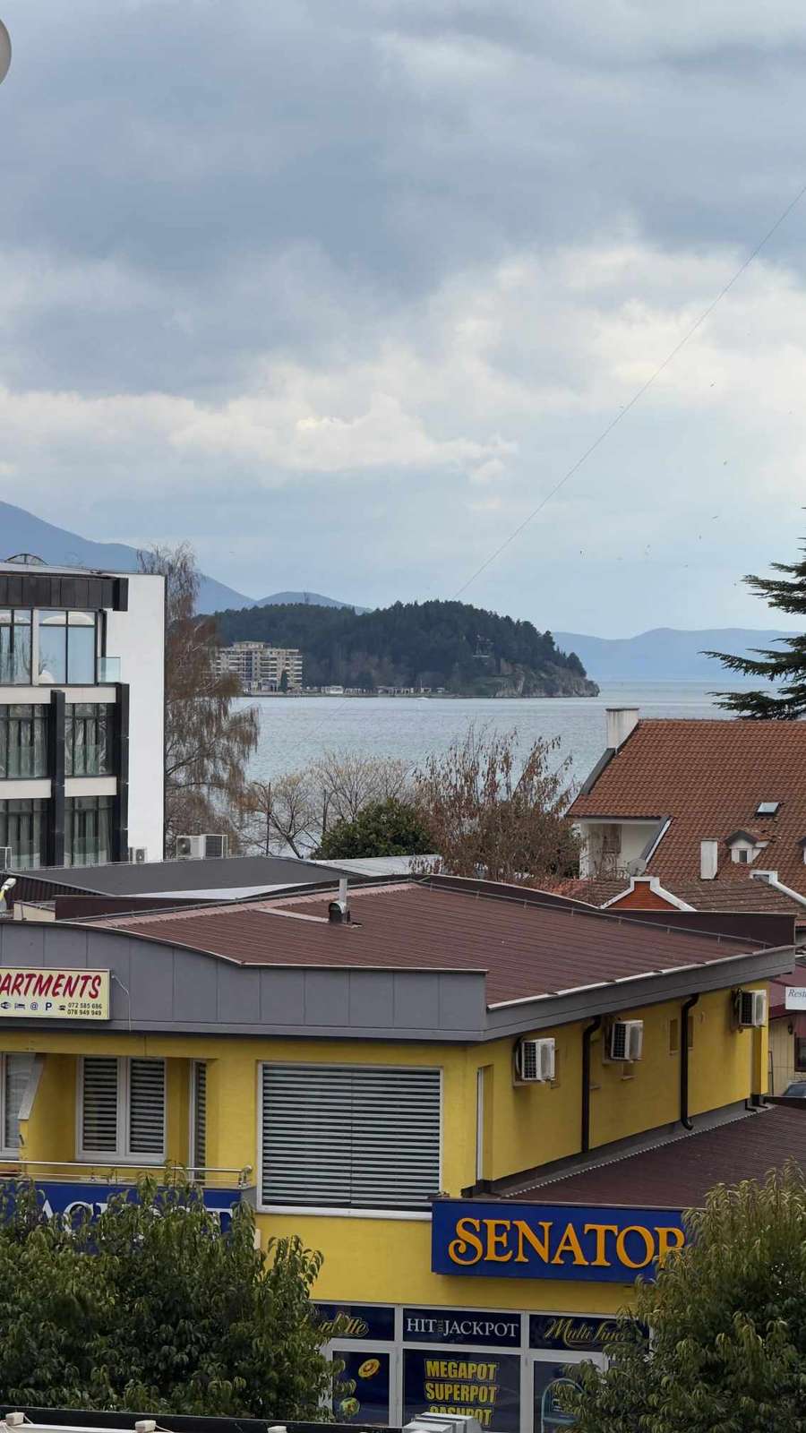 Stan kaj Tutunska banka Ohrid - 1